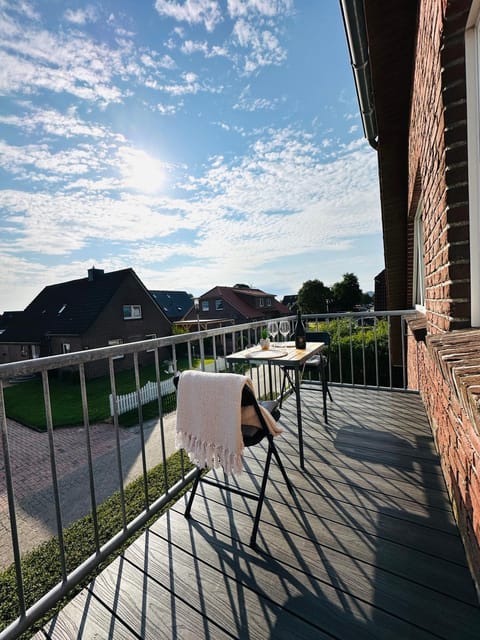 Patio, Day, Natural landscape, View (from property/room), Balcony/Terrace, Dining area