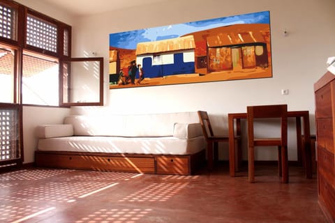 Day, Living room, Seating area
