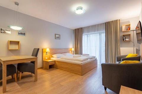 Bed, View (from property/room), Living room, Photo of the whole room, Seating area, Bedroom