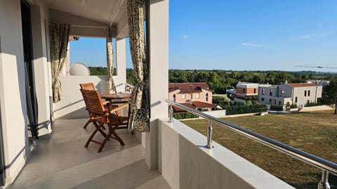 Day, View (from property/room), Balcony/Terrace, Seating area