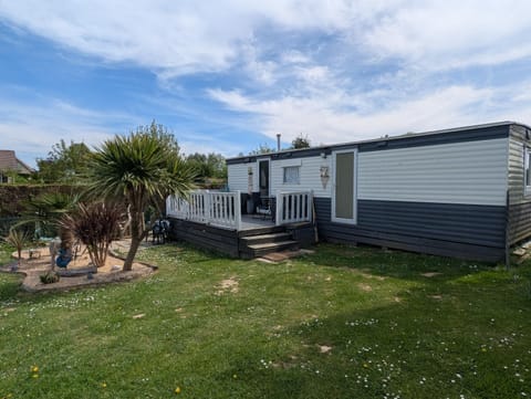 Mobil-home entre terre et mer Campground/ 
RV Resort in Normandy