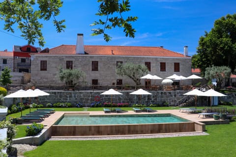 Property building, Summer, Swimming pool