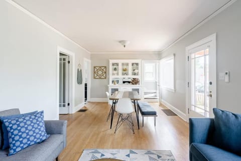 Stay Portland - Classic 1920s Alberta Four Bedroom Haven House in Portland
