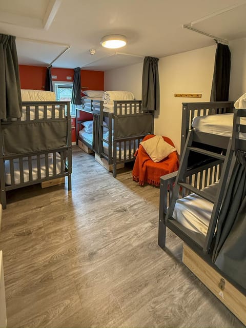 Bed, Bedroom, bunk bed