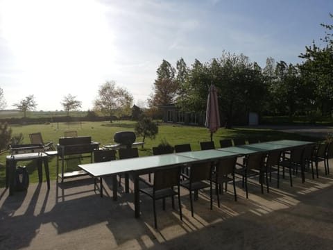 Patio, BBQ facilities, Garden, Balcony/Terrace