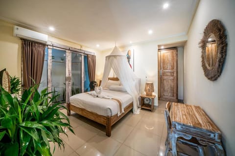 Room at Canggu Shortcut Villa, Bath, Near FINNS and ATLAS Vacation rental in North Kuta