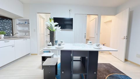 TV and multimedia, Dining area
