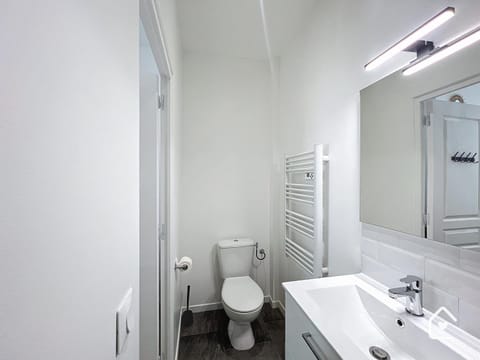 Studios - 1 min Gare Chatellerault - Entrée Autonome - Apartment in Centre-Val de Loire