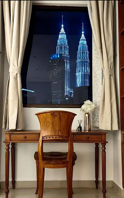 Landmark view, Landmark view