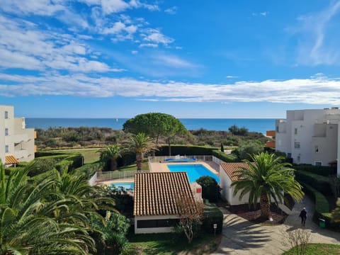 Pool view, Sea view, Swimming pool