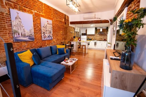 Lounge or bar