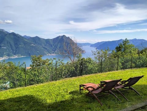 Natural landscape, Lake view, sunbed