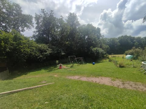 Maison dans la nature entre lacs et montagnes Villa in Haute-Savoie