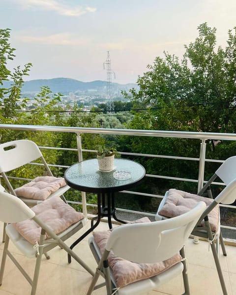 View (from property/room), Balcony/Terrace