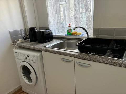 toaster, washing machine