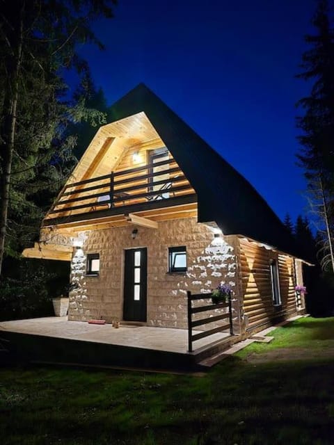 Cottage Catherine Villa in Montenegro