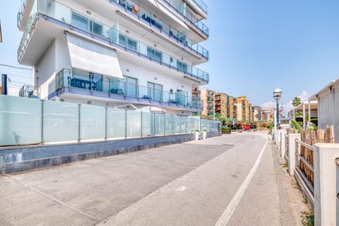 Property building, Property building