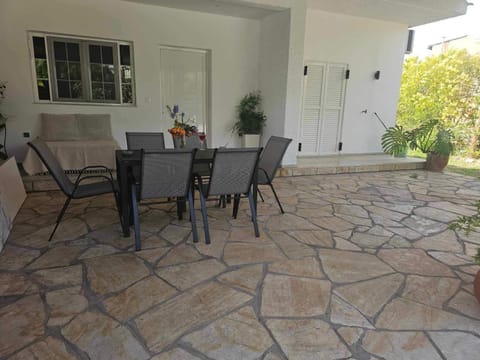 Mitsos House House in Moraitika