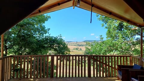 Patio, Natural landscape, View (from property/room), Balcony/Terrace