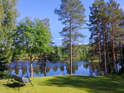 Property building, Day, Natural landscape, Garden, Lake view, River view