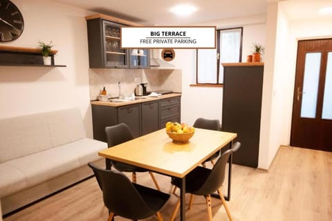 Kitchen or kitchenette, Decorative detail, Dining area, kitchen