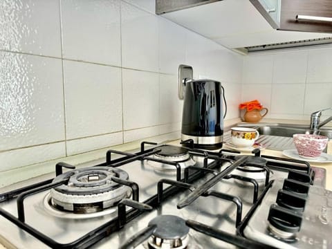 300 mt near the sea and the station exclusive apartment Apartment in Albenga