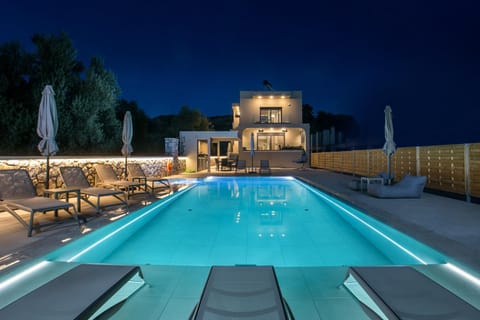 Property building, Night, Swimming pool, sunbed