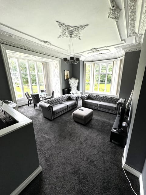 Washington Village Apartments Garden View Apartment in Washington