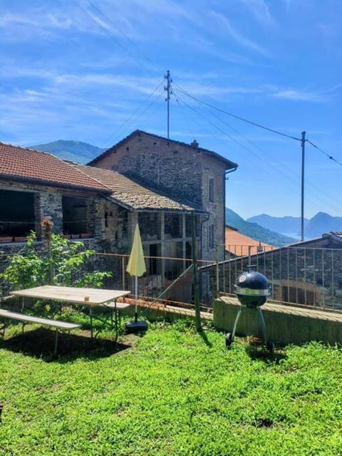 Romantic Apartment Sonvico Apartment in Lugano