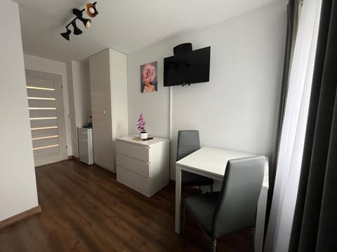TV and multimedia, Seating area