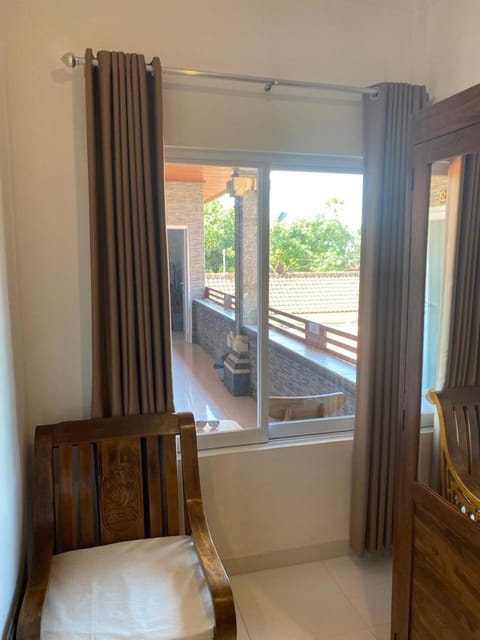 Manis Guest House Bed and Breakfast in Kuta