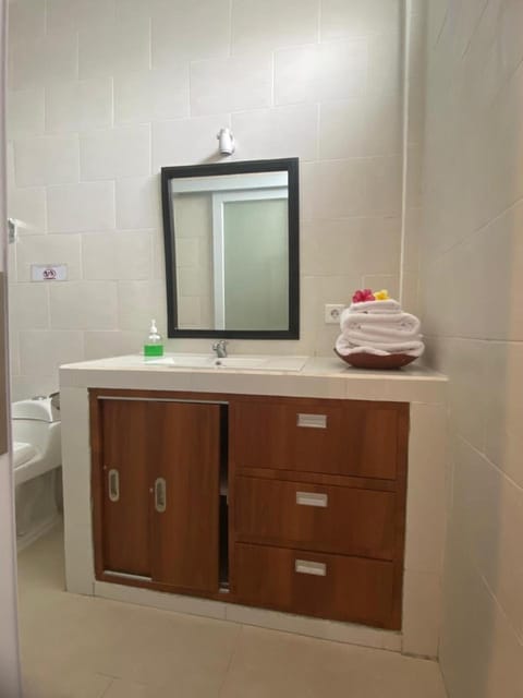 Manis Guest House Bed and Breakfast in Kuta