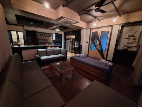 Seating area