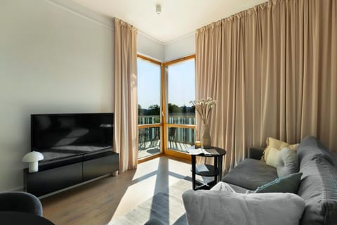 TV and multimedia, Balcony/Terrace, Living room