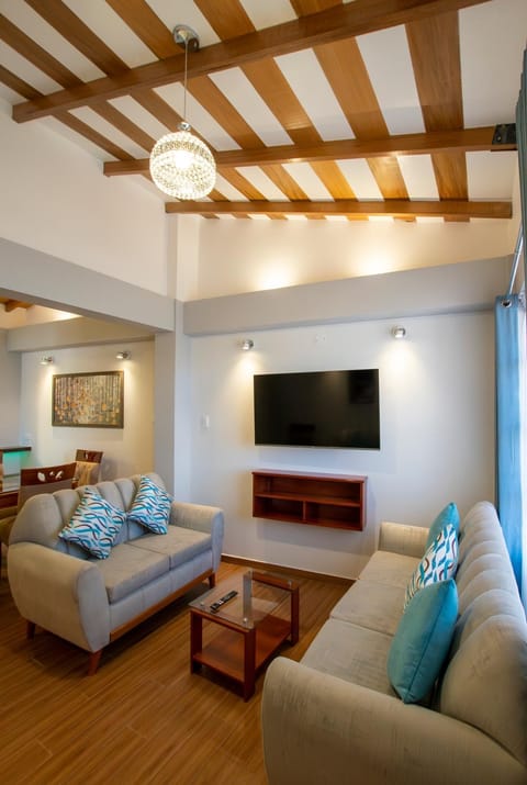 Communal lounge/ TV room, TV and multimedia, Living room