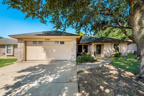 Cowboy Chic House in North Richland Hills