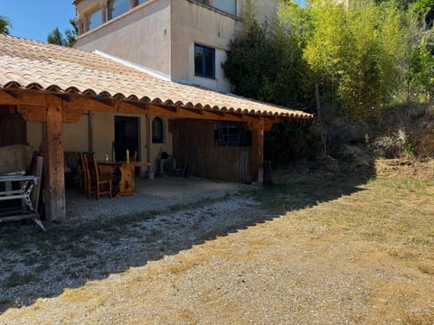Patio, Garden, Dining area, Garden view