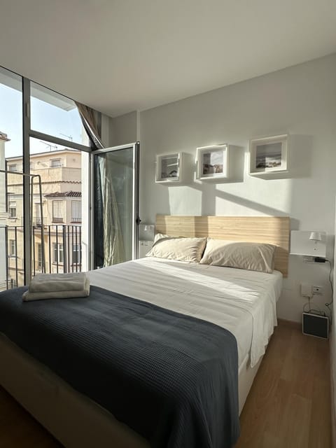 Bed, City view