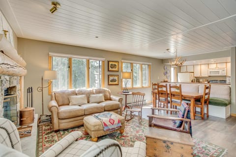 Walk to Beaver Creek Village Cozy Condo! Apartment in Beaver Creek