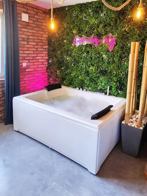 Spa and wellness centre/facilities