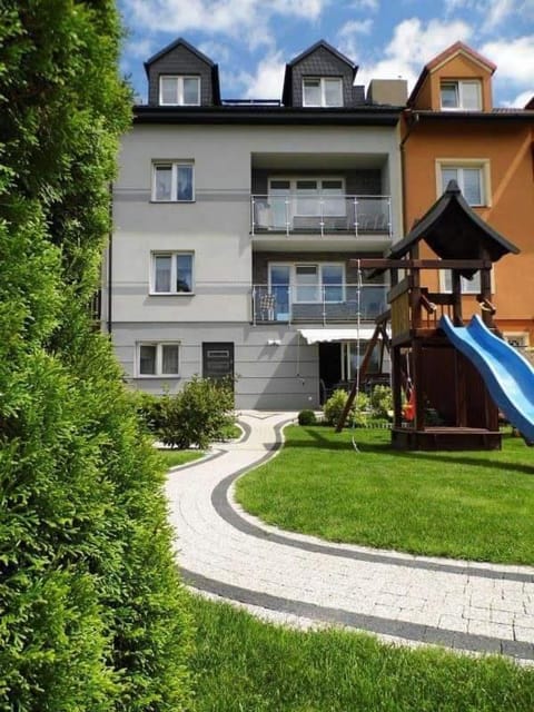 Property building, Day, Natural landscape, Children play ground, Garden, Garden view
