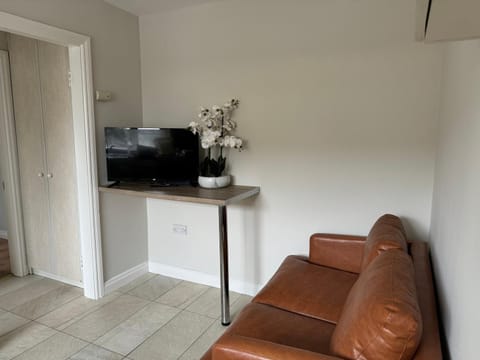 Small 25m2 Holiday Apartment with in walking distance of the University of Galway Apartment in Galway