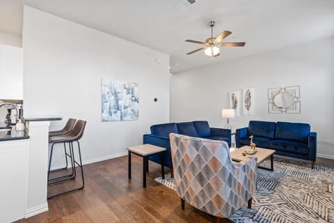 Irving Townhouse House in Irving