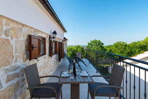 Patio, View (from property/room), Balcony/Terrace, Seating area