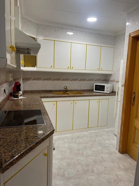 Casa JUANES House in Cullera