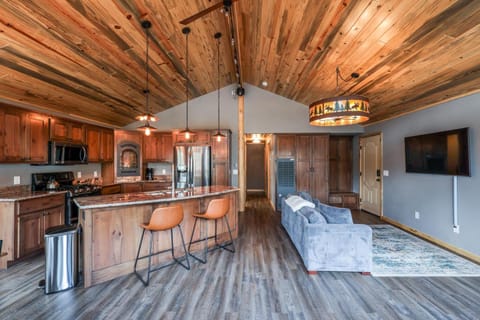 Little Aspen in Creede CO House in Creede