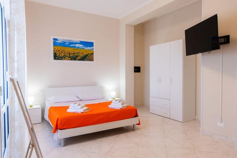 TV and multimedia, View (from property/room), Bedroom, safe, towels, wardrobe