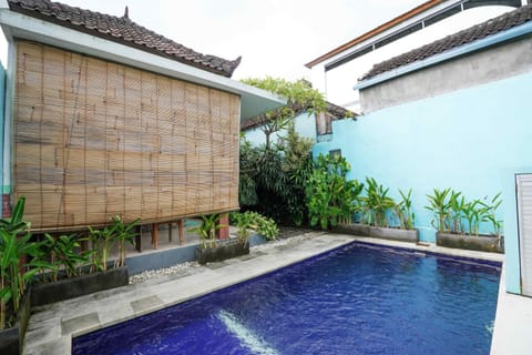 Pool view, Swimming pool