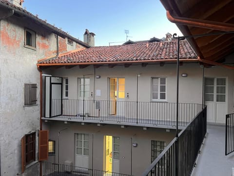 Property building, View (from property/room), Balcony/Terrace