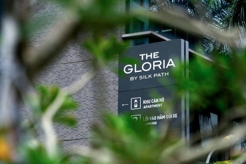 Off site, Property logo or sign